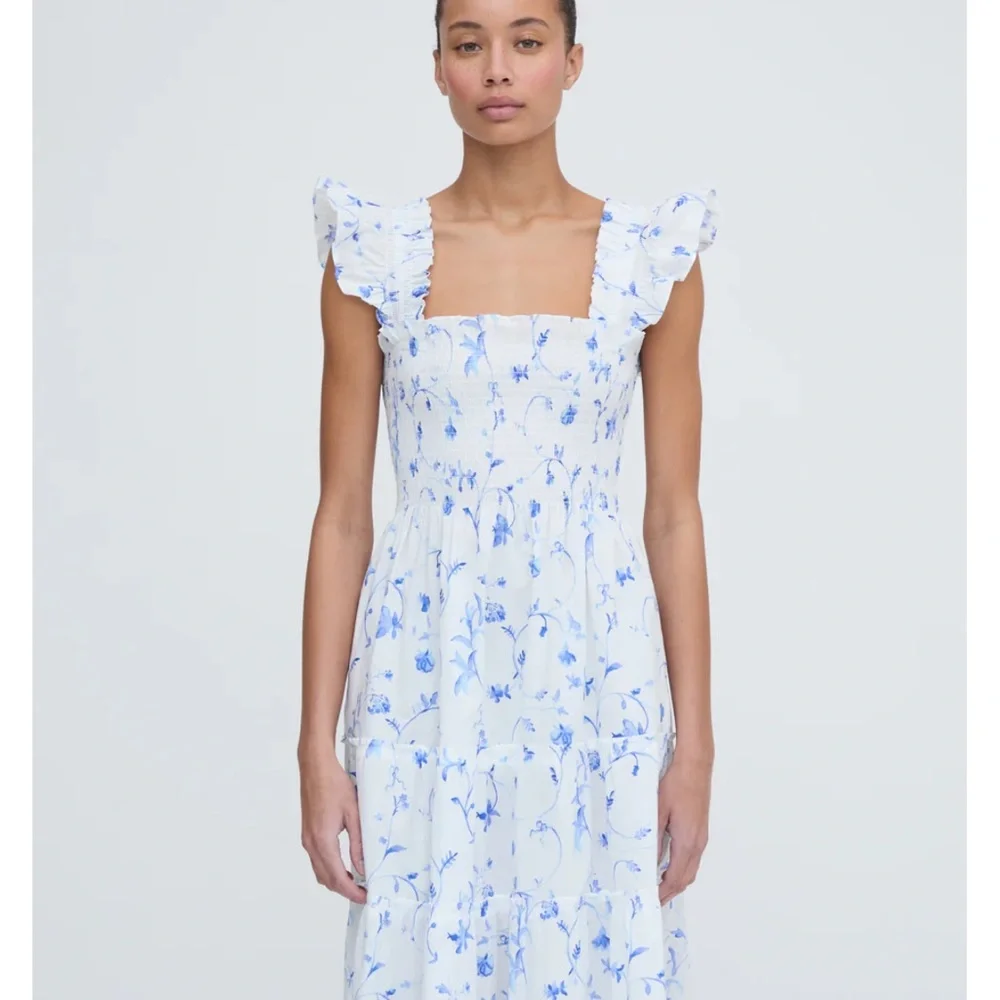 Hill House Blue and White Floral Women’s Ellie Nap Dress - Picture 4 of 4